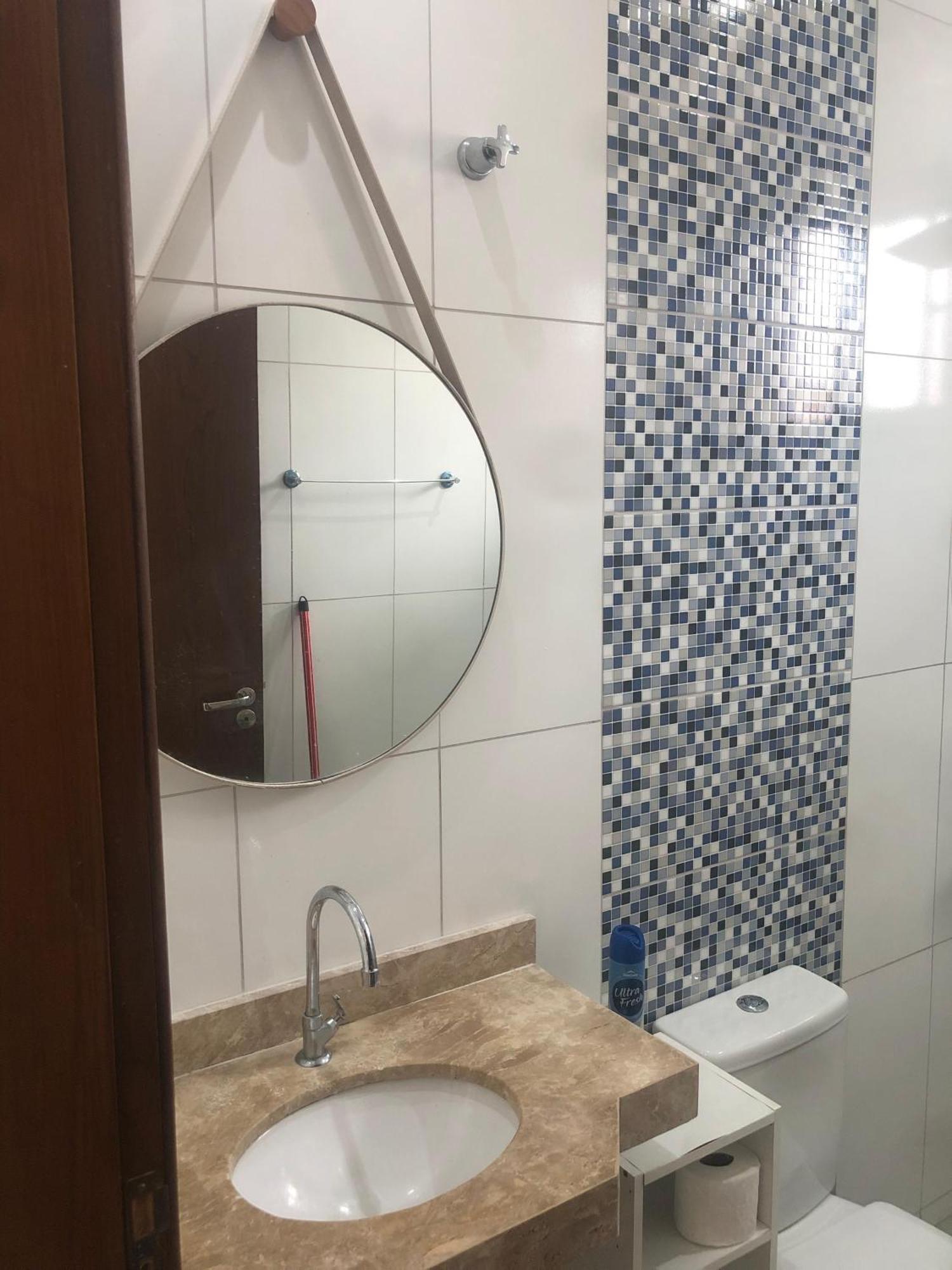 Apartamento Quarto Feminino Ou Casal Proximo Do Mar *
